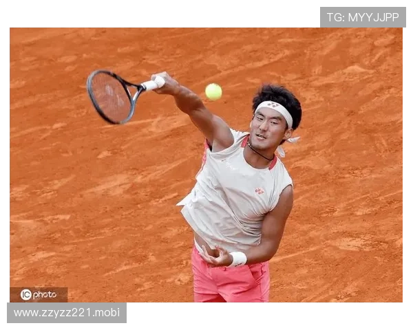 布云朝克特逆转憾失釜山亚军